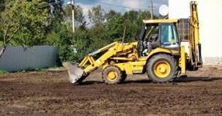 Выравнивание рельефа в Новотроицке в октябре