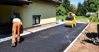Асфальтирование тротуаров в Новотроицке - цена от 3664 руб. в ТротуарнаяПлитка